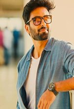 Enna Solla Pogirai (2022) Tamil Movie